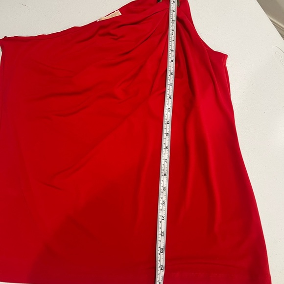 MICHAEL KORS red one-shoulder blouse with logo buckle SZ L NWT - Picture 6 of 9
